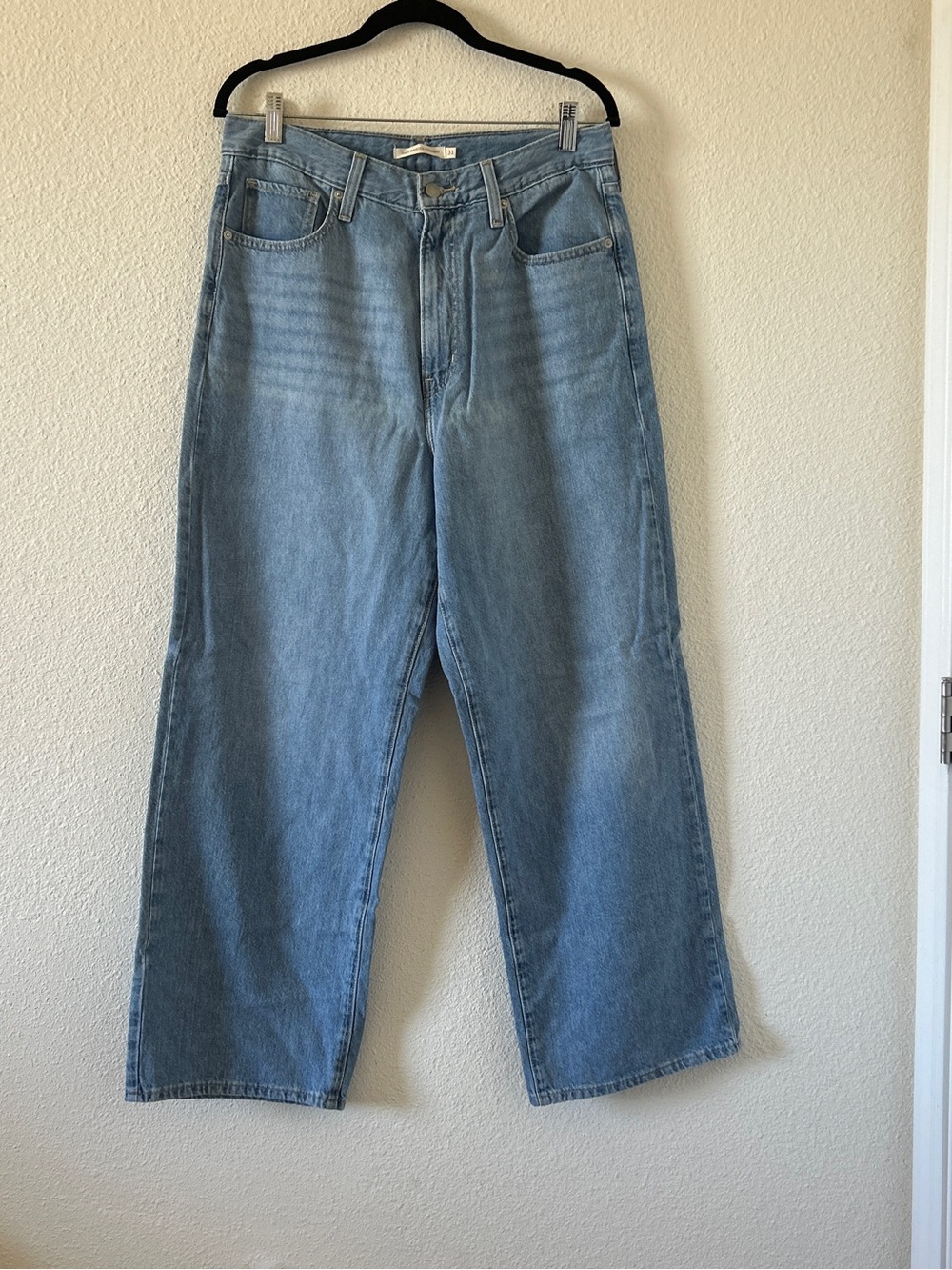 Levi’s Casual Relaxed Street High Waisted Straight Jeans Women’s 31